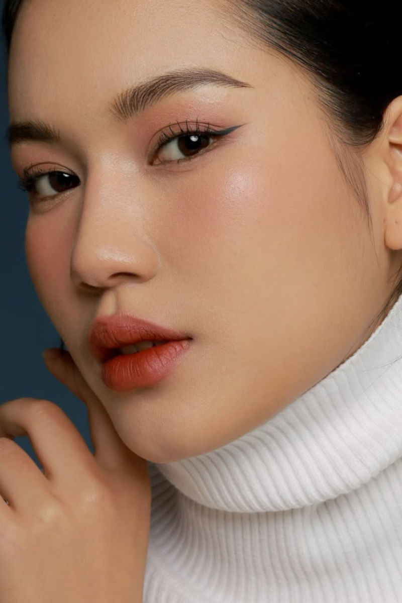 Signature brow work by Elena Beauté